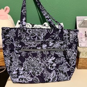 Vera Bradley Disney FLIRTY FLORAL MICKEY Print New